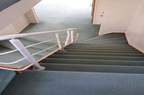 Photo of property in 52 Molyneux Close, Whitby, Porirua, 5024