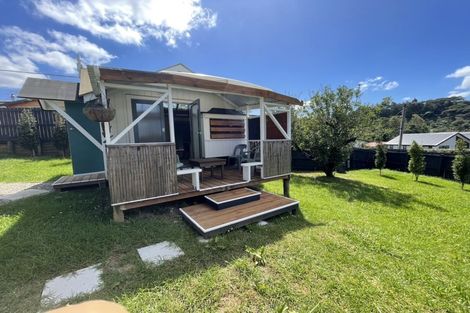Photo of property in 24 Huruhuru Road, Massey, Auckland, 0614
