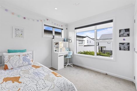 Photo of property in 11 Frances Bryers Road, Hobsonville, Auckland, 0616