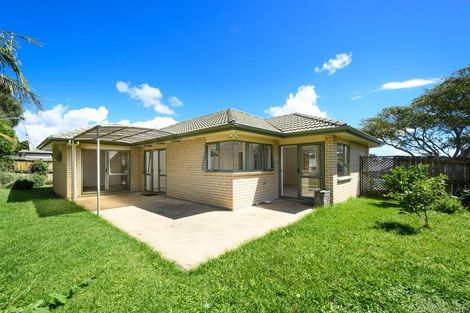 Photo of property in 6 Northridge Terrace, Massey, Auckland, 0614
