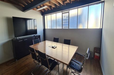 Photo of property in 25a Great South Road, Papakura, 2110