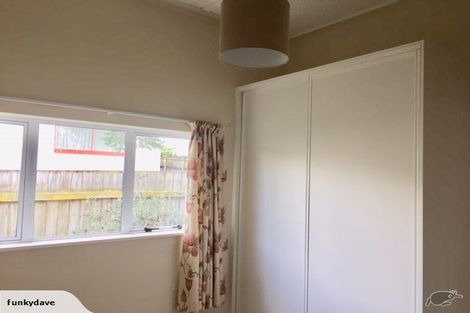 Photo of property in 44 Rimu Street, New Lynn, Auckland, 0600