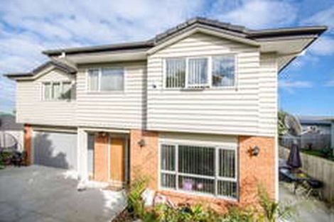 Photo of property in 1a Enderby Drive, Te Atatu Peninsula, Auckland, 0610