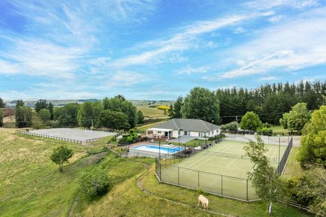 Photo of property in 1222 Taihape Road, Sherenden, Hastings, 4179