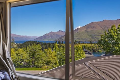 Photo of property in 20 Panorama Terrace, Queenstown, 9300