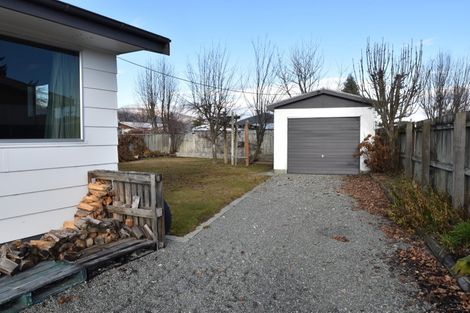 Photo of property in 35 Tasman Road, Twizel, 7901