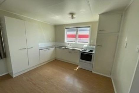 Photo of property in 47 Luckens Road, West Harbour, Auckland, 0618