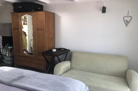Photo of property in 2 Maungawhare Place, Otumoetai, Tauranga, 3110