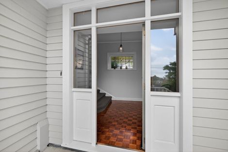 Photo of property in 21 Richmond Avenue, Nelson South, Nelson, 7010