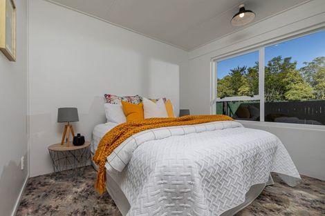 Photo of property in 71 Pleasant Road, Glen Eden, Auckland, 0602