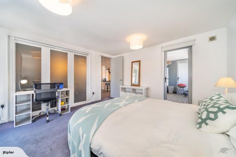 Photo of property in 8u6b Lipman Street, Mount Victoria, Wellington, 6011