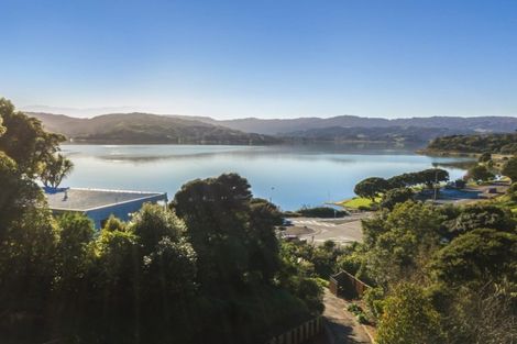 Photo of property in 188 Paremata Road, Paremata, Porirua, 5024