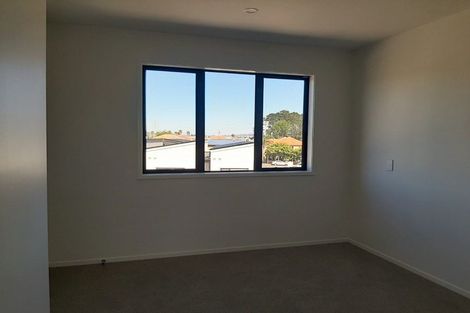 Photo of property in 29/47a Huntington Drive, Huntington Park, Auckland, 2013