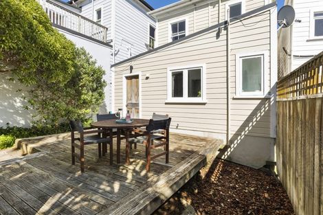 Photo of property in 27 Nairn Street, Mount Cook, Wellington, 6011