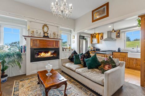 Photo of property in 100 Evans Road, South Head, Helensville, 0874