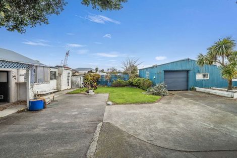 Photo of property in 3 Wharf Street, Castlecliff, Whanganui, 4501