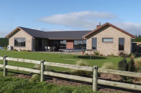 Photo of property in 66 Wilcox Road, Seaward Bush, Invercargill, 9871