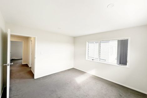 Photo of property in 4 Ruhanui Lane, Pakuranga Heights, Auckland, 2010