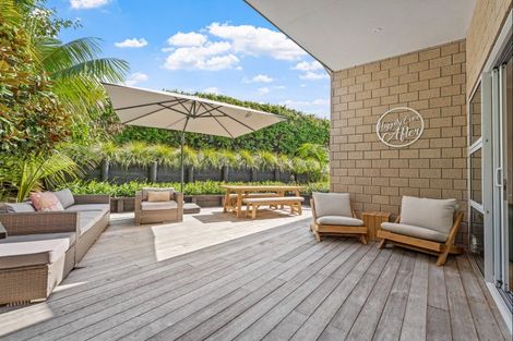 Photo of property in 28 Laly Haddon Place, Matakana, Warkworth, 0985