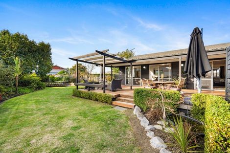 Photo of property in 11 Holyrood Street, Taradale, Napier, 4112