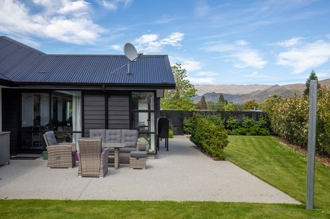 Photo of property in 76 Shields Street, Clyde, 9330