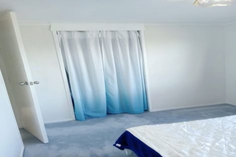 Photo of property in 11 Iredale Road, Hawera, 4610