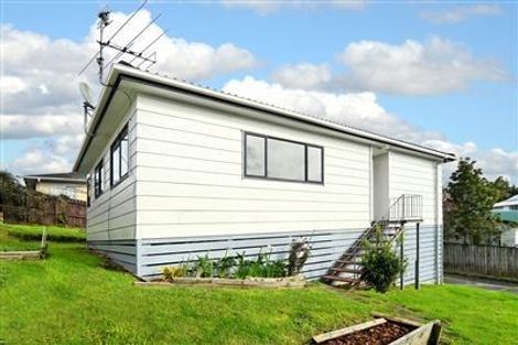Photo of property in 2/9 Danube Lane, Glen Eden, Auckland, 0602
