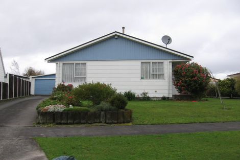 Photo of property in 20 Lyndale Place, Kelvin Grove, Palmerston North, 4414