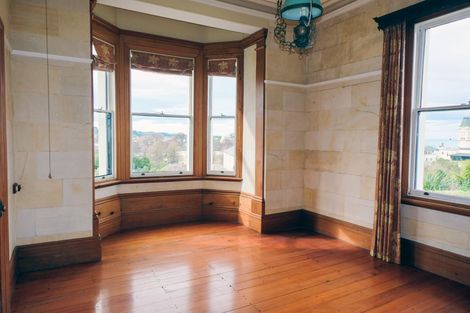 Photo of property in 1 Ure Street, South Hill, Oamaru, 9400