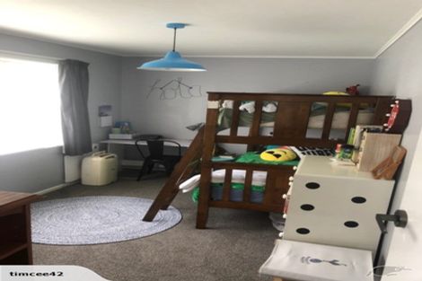 Photo of property in 253 Riverside Drive, Waterloo, Lower Hutt, 5011