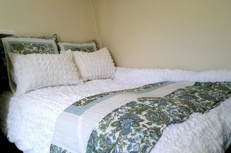 Photo of property in 14 Judd Place, Orewa, 0931