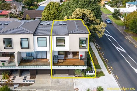 Photo of property in 1/8 Reeves Road, Pakuranga, Auckland, 2010