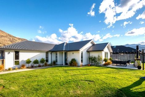 Photo of property in 37 Myles Way, Lower Shotover, Queenstown, 9304