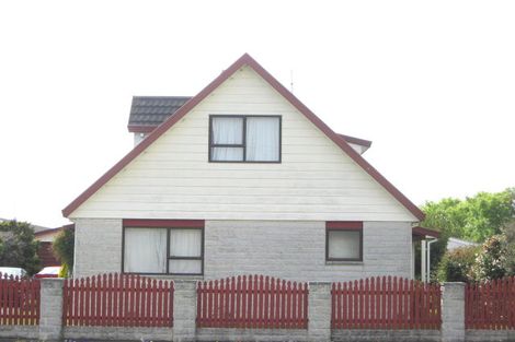 Photo of property in 2/204 Grimseys Road, Redwood, Christchurch, 8051