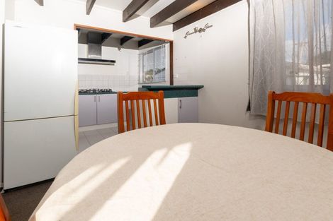 Photo of property in 85 Birkdale Road, Birkdale, Auckland, 0626