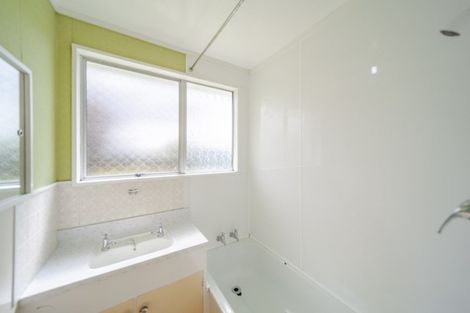 Photo of property in 52 Freyberg Avenue, Tamatea, Napier, 4112