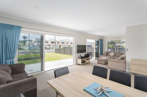 Photo of property in 4 Eyre Street, Henderson, Auckland, 0612