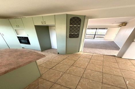 Photo of property in 14 Arrowsmith Drive, Clover Park, Auckland, 2019