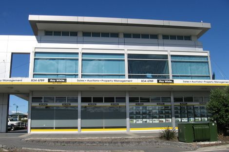 Photo of property in 78 Gunner Drive, Te Atatu Peninsula, Auckland, 0610