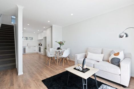 Photo of property in 10/19u Ruakiwi Road, Hamilton Lake, Hamilton, 3204