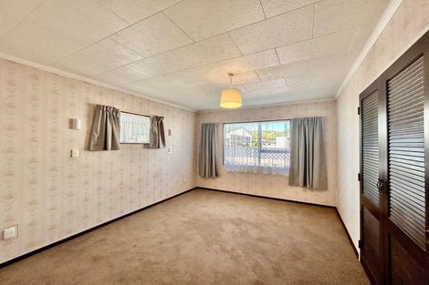 Photo of property in 9 Hinton Road, Taradale, Napier, 4112