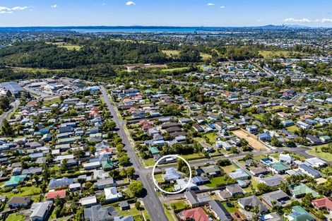 Photo of property in 40 Rosier Road, Glen Eden, Auckland, 0602