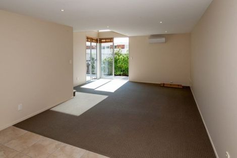 Photo of property in 2/1010 Colombo Street, St Albans, Christchurch, 8014