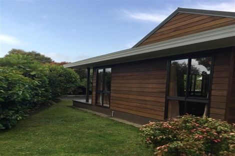 Photo of property in 6 Septimus Place, Henderson, Auckland, 0612