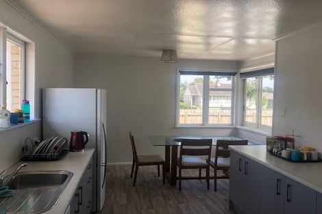 Photo of property in 2 Kenney Crescent, Fairfield, Hamilton, 3214