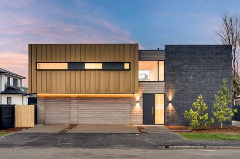 Photo of property in 17 Plynlimon Road, Fendalton, Christchurch, 8052