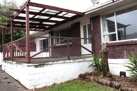 Photo of property in 2/199 Henderson Valley Road, Henderson, Auckland, 0612