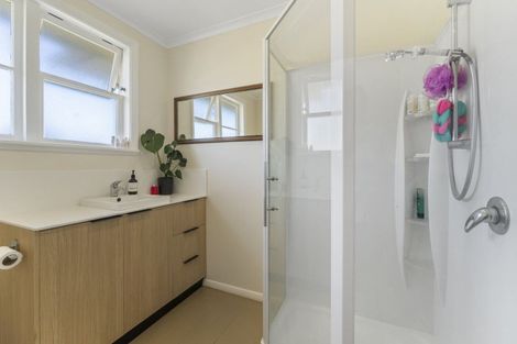 Photo of property in 19 Taupiri Crescent, Titahi Bay, Porirua, 5022