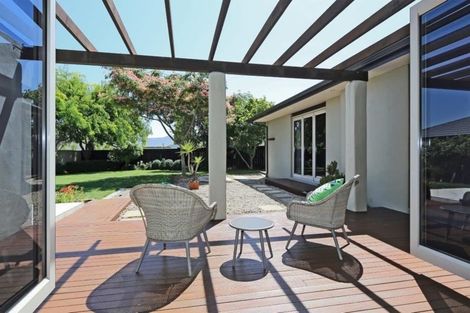 Photo of property in 9 Olive Grove, Havelock North, 4130