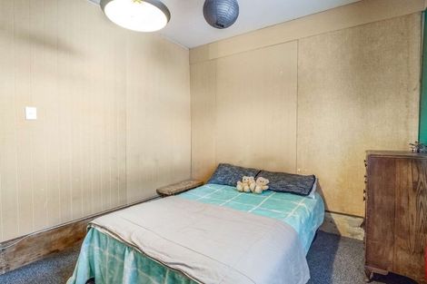 Photo of property in 19 Milne Street, Hunterville, 4730